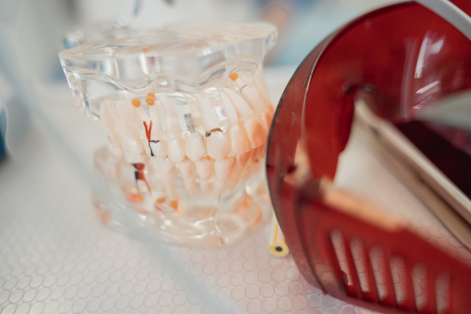 How to Choose the Right Dentures